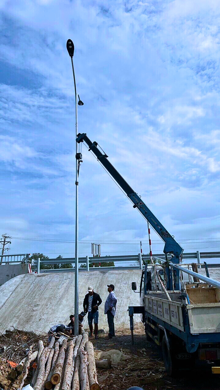 đèn LED chiếu sáng đường phố