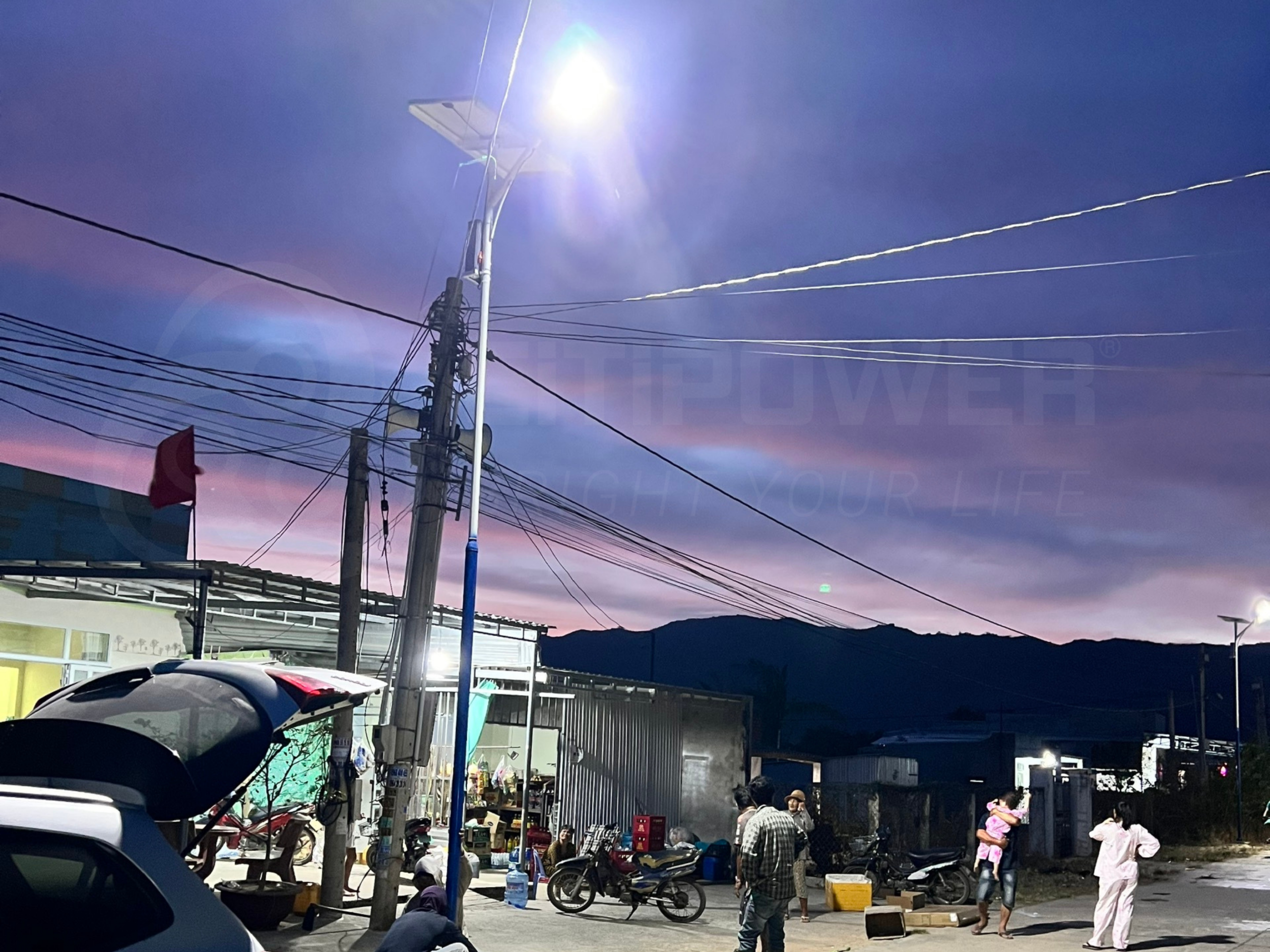 Sản phẩm đèn CiTiPOWER lắp đặt tại công trình thực tế, được cập nhật trong Phụ lục IV.